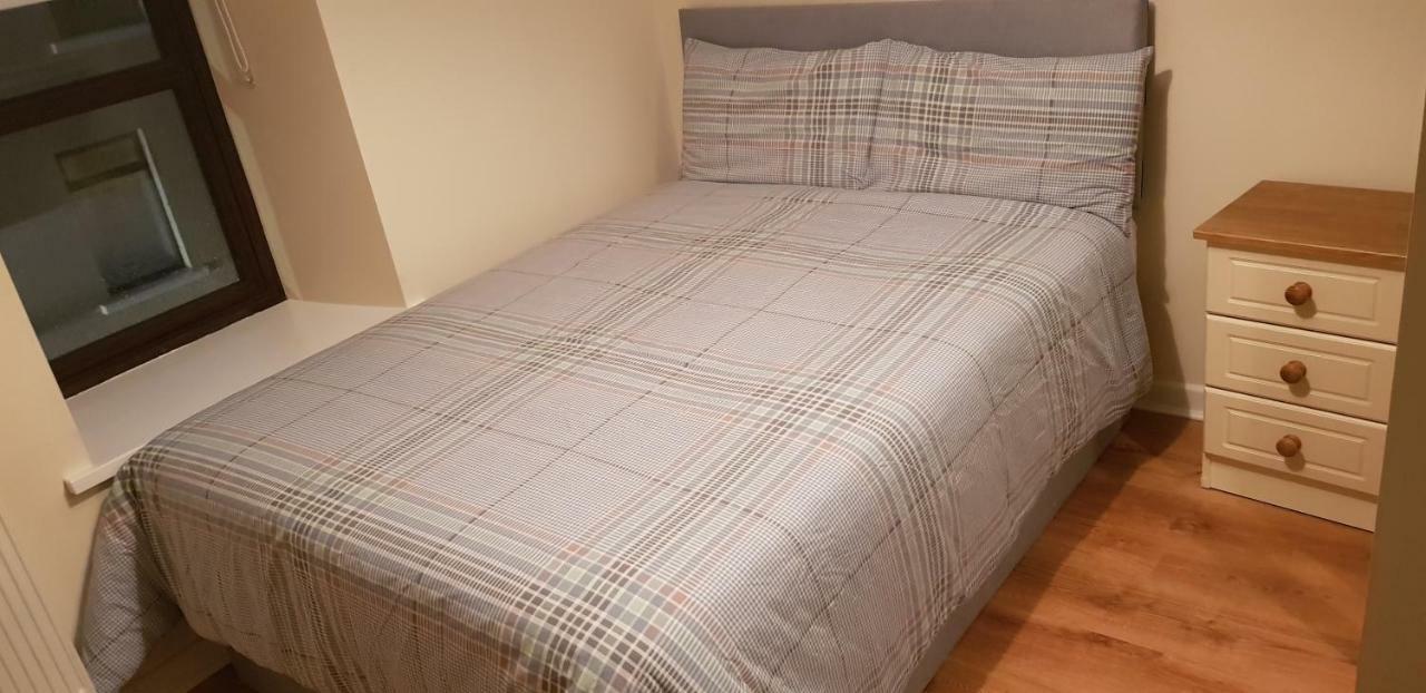 3 Bedroom Newly Furnished Cork City Экстерьер фото