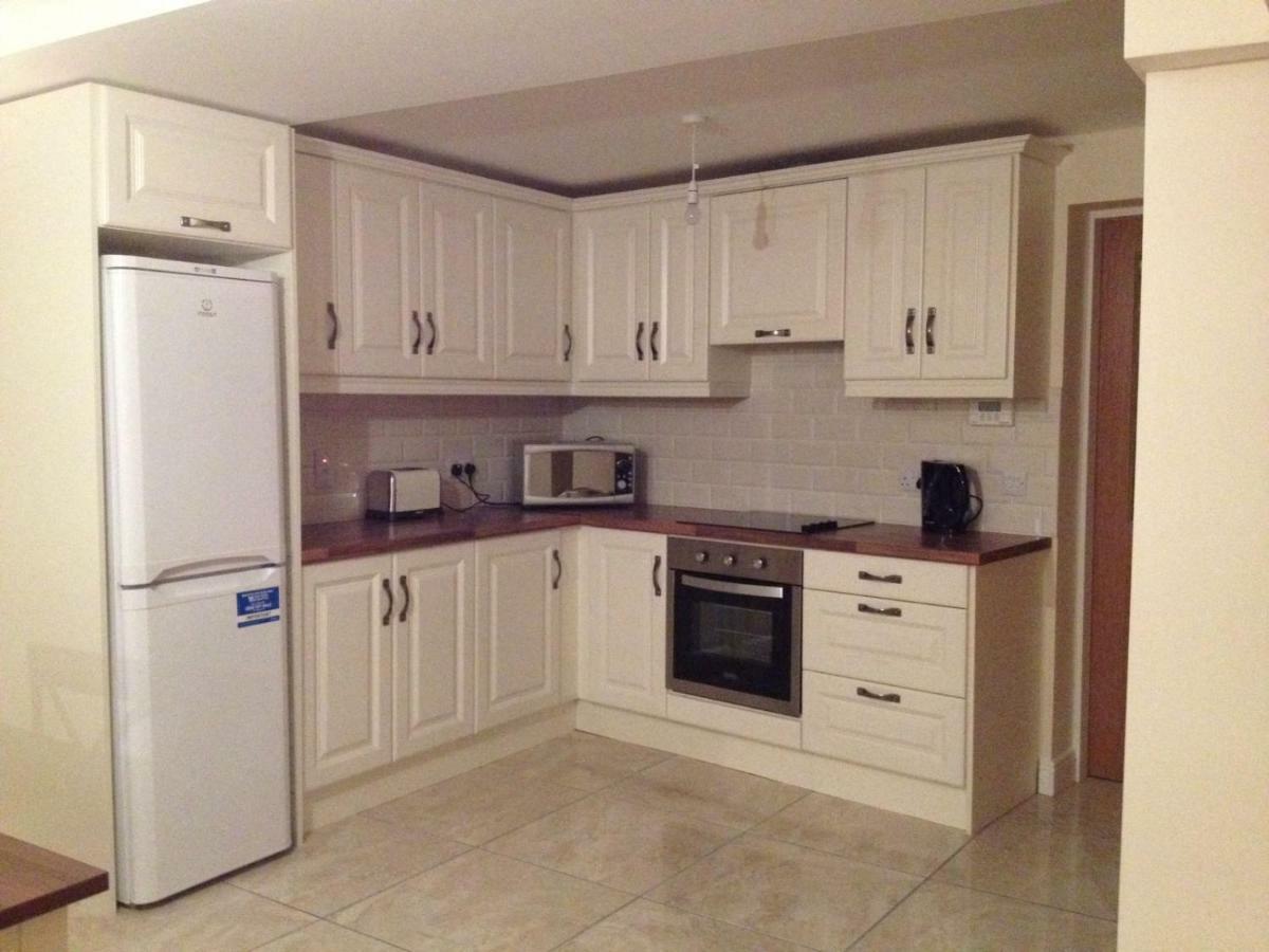 3 Bedroom Newly Furnished Cork City Экстерьер фото
